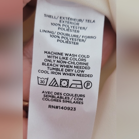 Loft Floral Ruffle Blouse - Cream and Blue Sz L - Picture 9 of 9